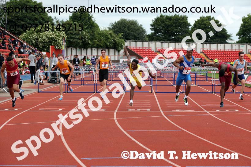 Inter boys 100 metres hurdles, English Schools Track and Field. Photo: David T. Hewitson/Sports for All Pics